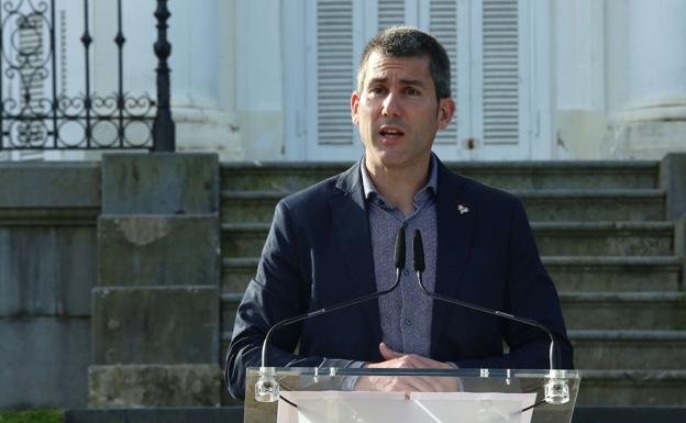 Arkaitz Rodríguez se refuerza ante los críticos de Sortu al presentarse como único candidato