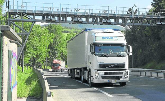 Gipuzkoa prevé recaudar 40 millones al año y ganar 22 con el nuevo peaje para camiones en la N-I y A-15