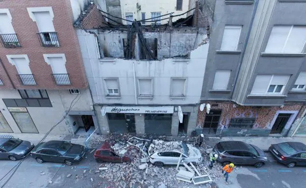 Una explosión en una vivienda que iba a ser desahuciada destroza el inmueble