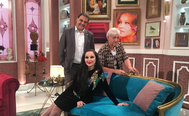 Ángel Pazos interpreta canciones de Luis Mariano en 'Cine de Barrio'