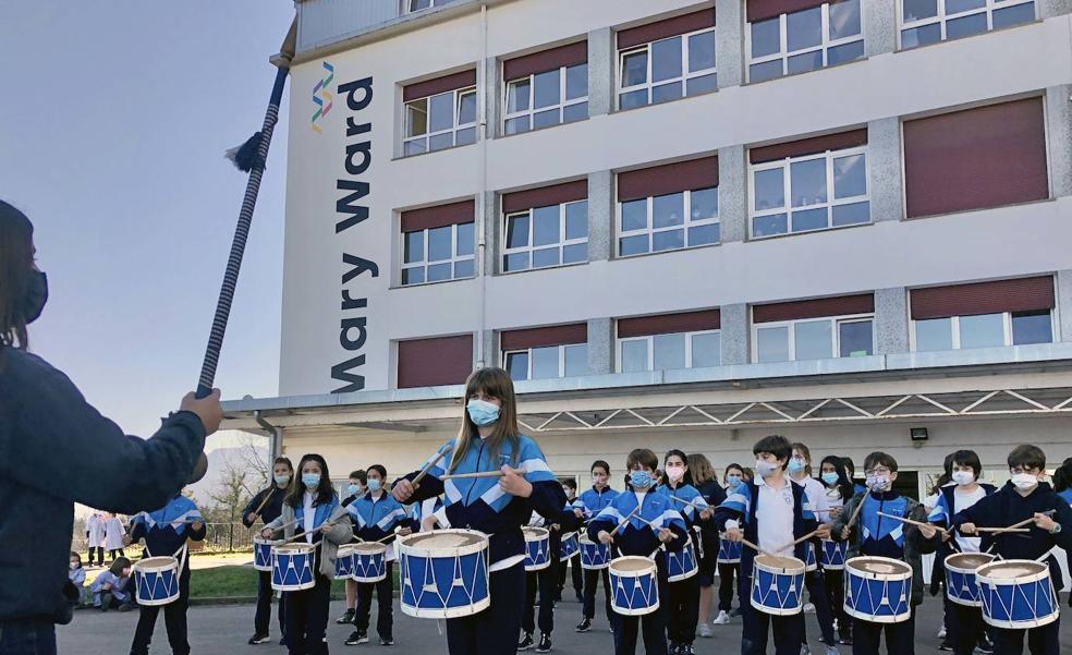 La Tamborrada Infantil desfilará al mediodía por los barrios de Donostia