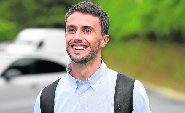 Ander Guevara: «Hay que jugar intenso, agresivo y afilar el colmillo adelante»