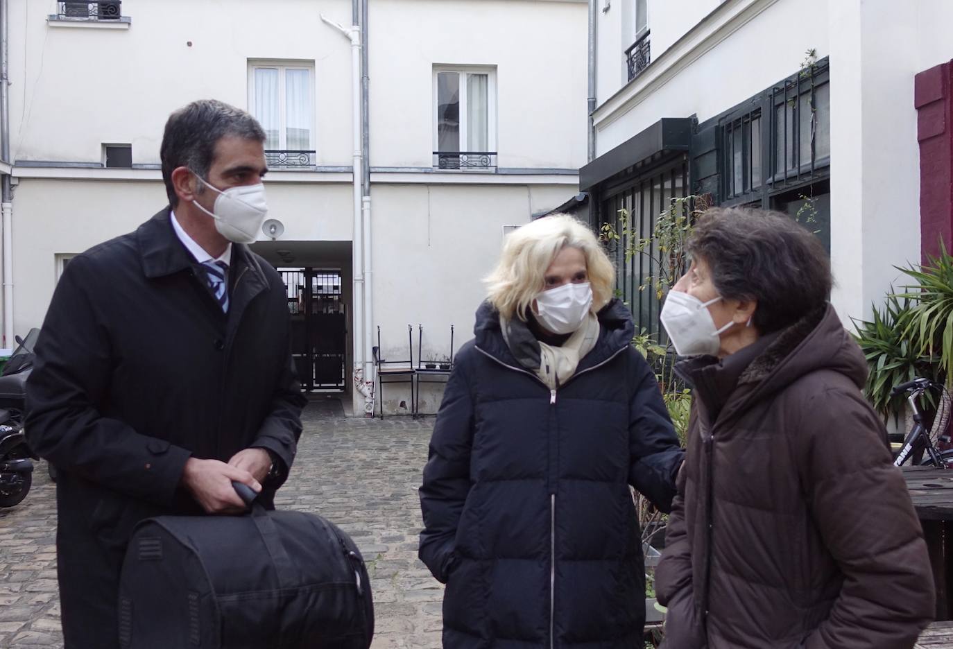 Esther Ferrer recibe en París el Tambor de Oro