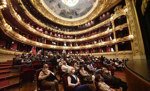 Mascarilla FFP2, mejor que la quirúrgica contra ómicron