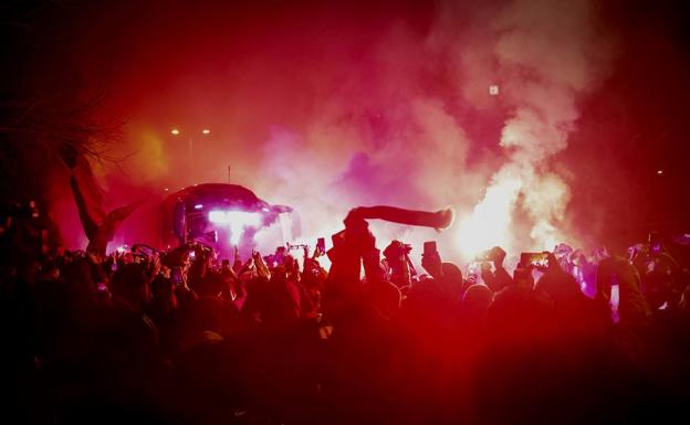 La Real Sociedad condena los incidentes previos al partido de Copa frente al Atlético de Madrid