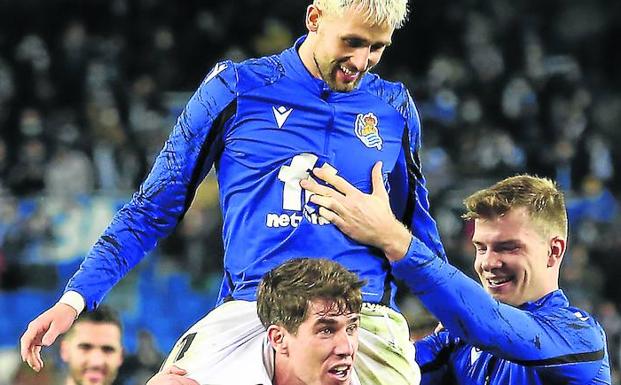 Ultimada la renovación de Adnan Januzaj