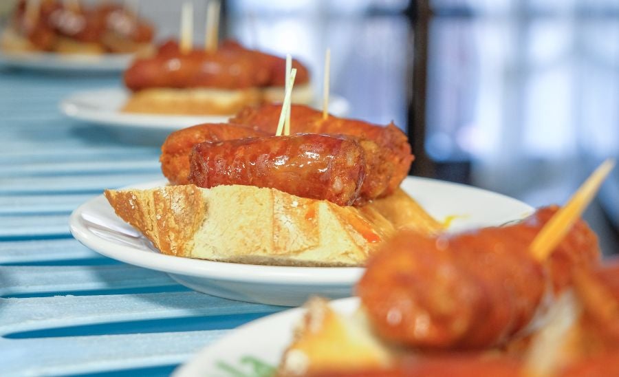 Apertura de txotx en la sidrería Ola de Meaka