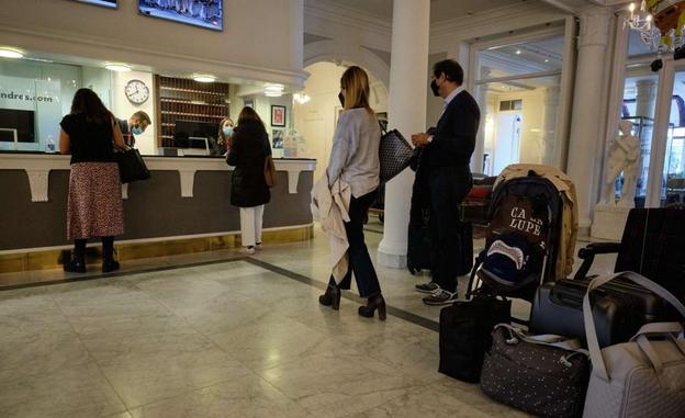 Los hoteles de Gipuzkoa no ven eficaz el pase covid