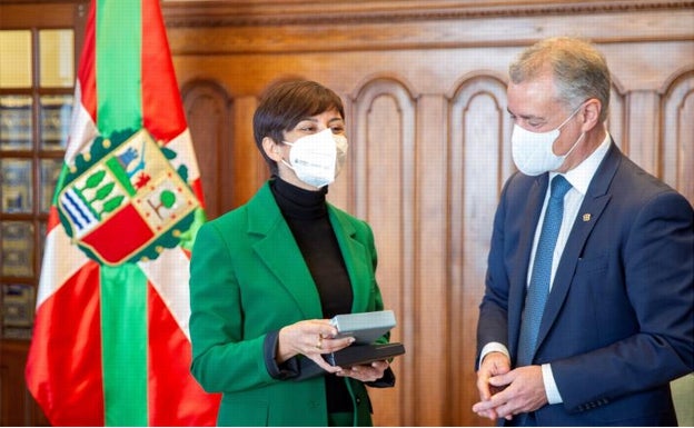 Urkullu y la ministra Rodríguez desbloquean el traspaso del IMV para que sea «íntegro» y «sin limitación temporal»