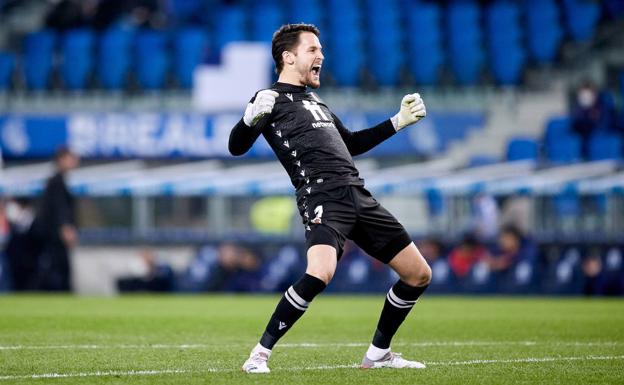 El meta Álex Remiro, MVP para la afición realista en el mes de enero