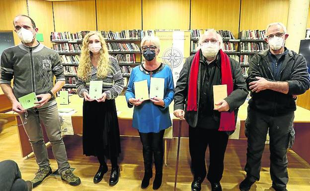 Iosune de Goñi y Álvaro A. Perdigón ganan los premios Villa de Pasaia