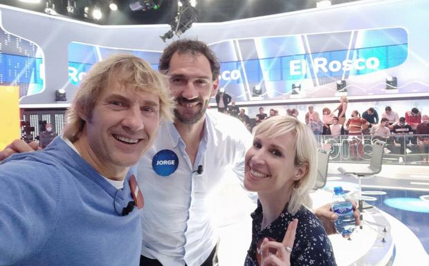 Julian Iantzi disfruta en Pasapalabra: «Qué suerte es estar con Orestes»