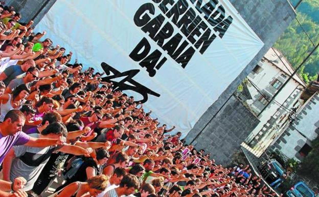 El auge de la disidencia de GKS tensa el pulso en el movimiento juvenil independentista