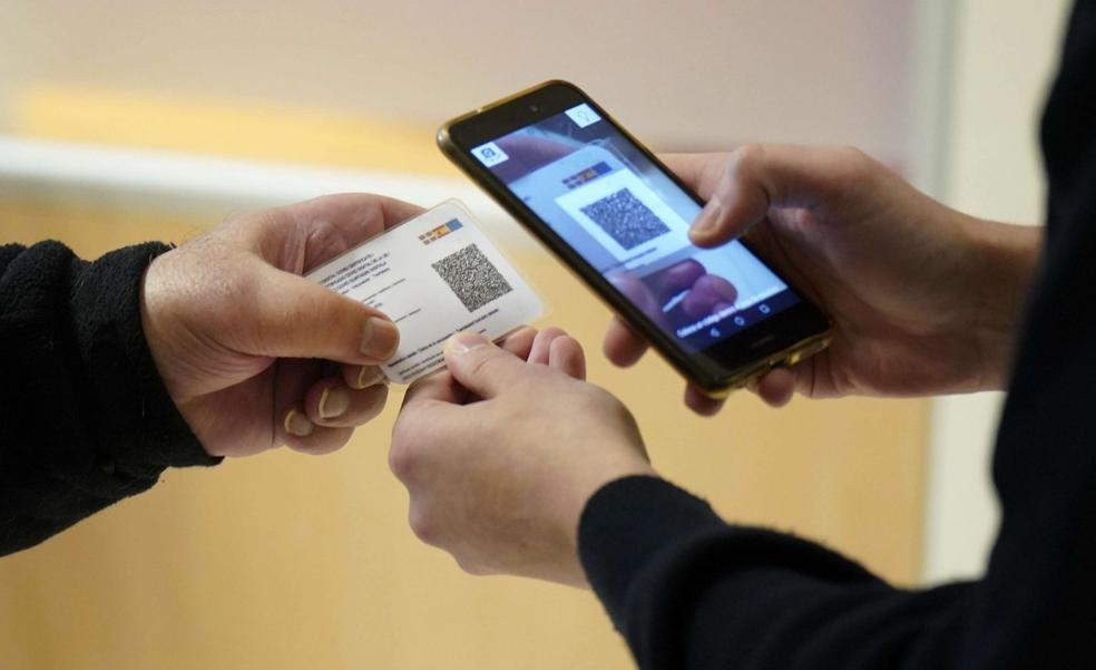 Los sectores que se liberan del pase covid se lamentan de las pérdidas sufridas