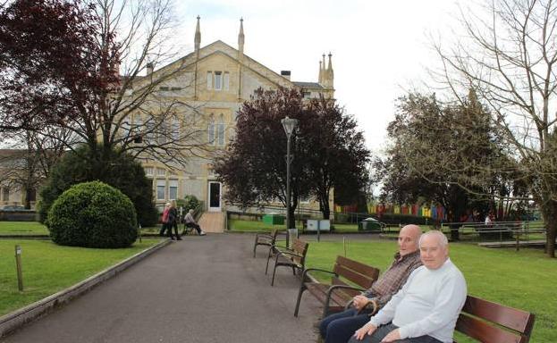 Las residencias suman 4 muertos y 300 nuevos positivos en la última semana