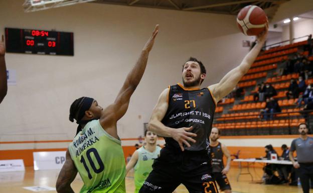 Un monumento para el Juaristi, por favor