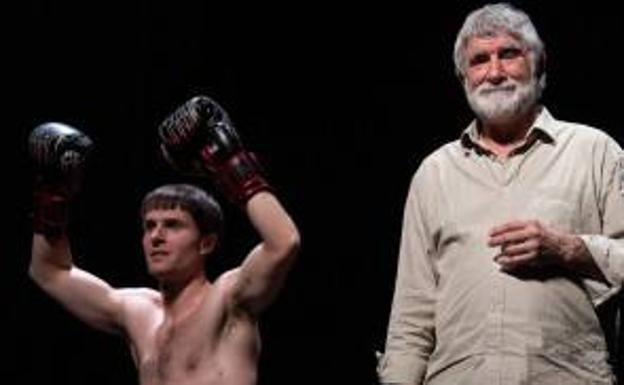 La compañía Vidania presenta 'Agurra', su primer montaje teatral