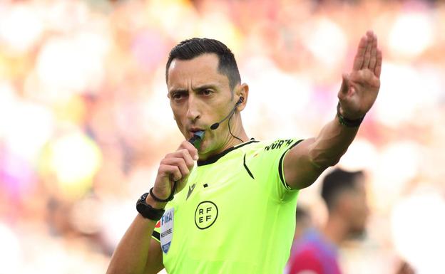 Sánchez Martínez dirigirá el partido contra el Valencia