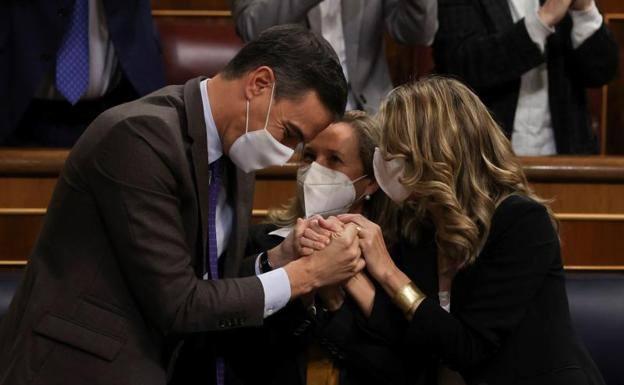 Acuerdo social, barullo político