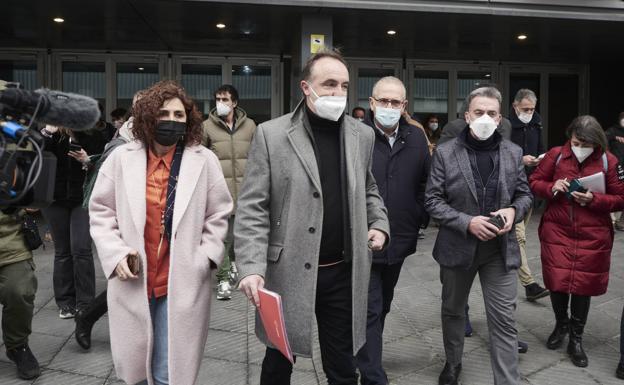 «La sociedad navarra sabe que lo que han hecho Sayas y García Adanero es intolerable»