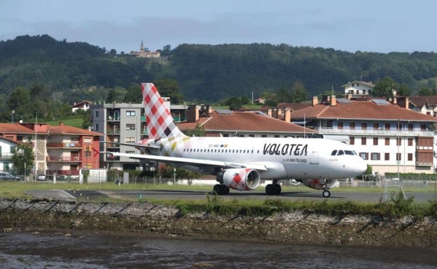 Hondarribia remonta el vuelo con dos nuevas rutas a Málaga y Sevilla