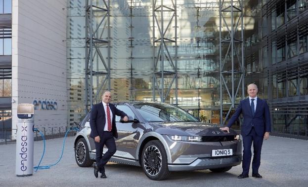 Endesa y Hyundai impulsan la movilidad eléctrica con un producto «todo incluido»