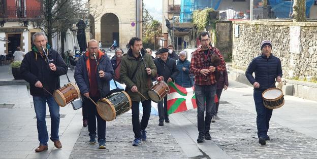 Kontxa Murgiaren aldeko omenaldiak Euskal Herria eta Galiza elkartu ditu