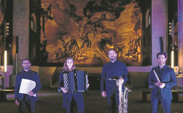 'Akelarre', una epopeya musical inspirada en los lienzos que cubren San Telmo
