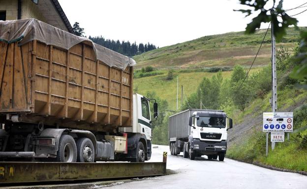 El Gobierno Vasco y EH Bildu abren una vía de acuerdo en materia de residuos