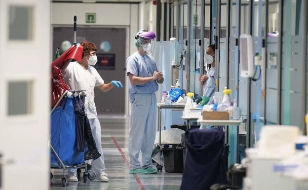 Las altas médicas superan a los ingresos hospitalarios por primera vez en la sexta ola