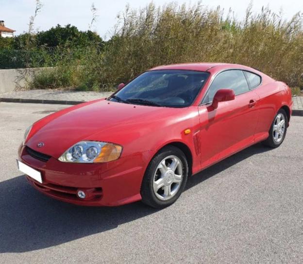 Por un coche nuevo se vendieron tres de segunda mano