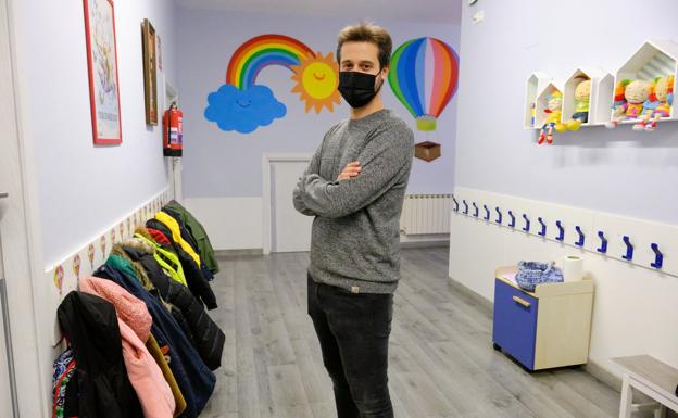 «Ver las caras a los niños en el colegio nos dará vida»