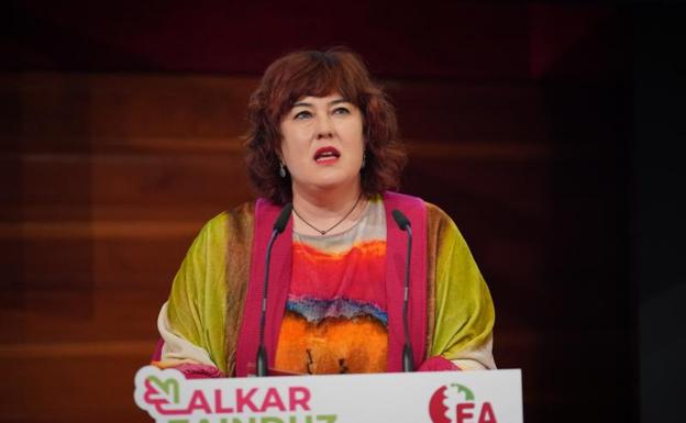 Eba Blanco recuerda a Garaikoetxea que los críticos «ya han perdido tres veces»