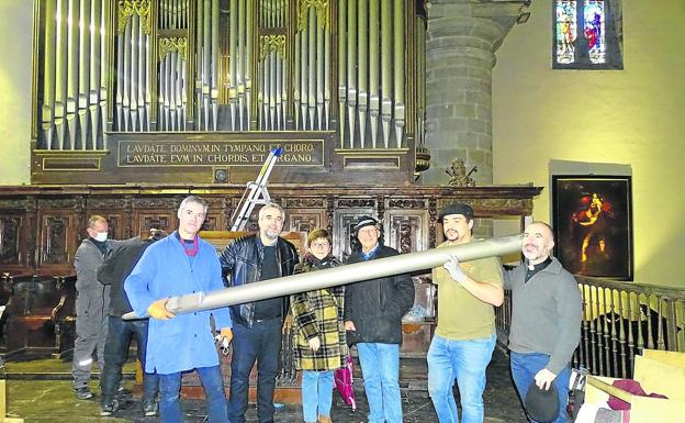 El órgano se desmonta tubo a tubo desde este martes para su restauración