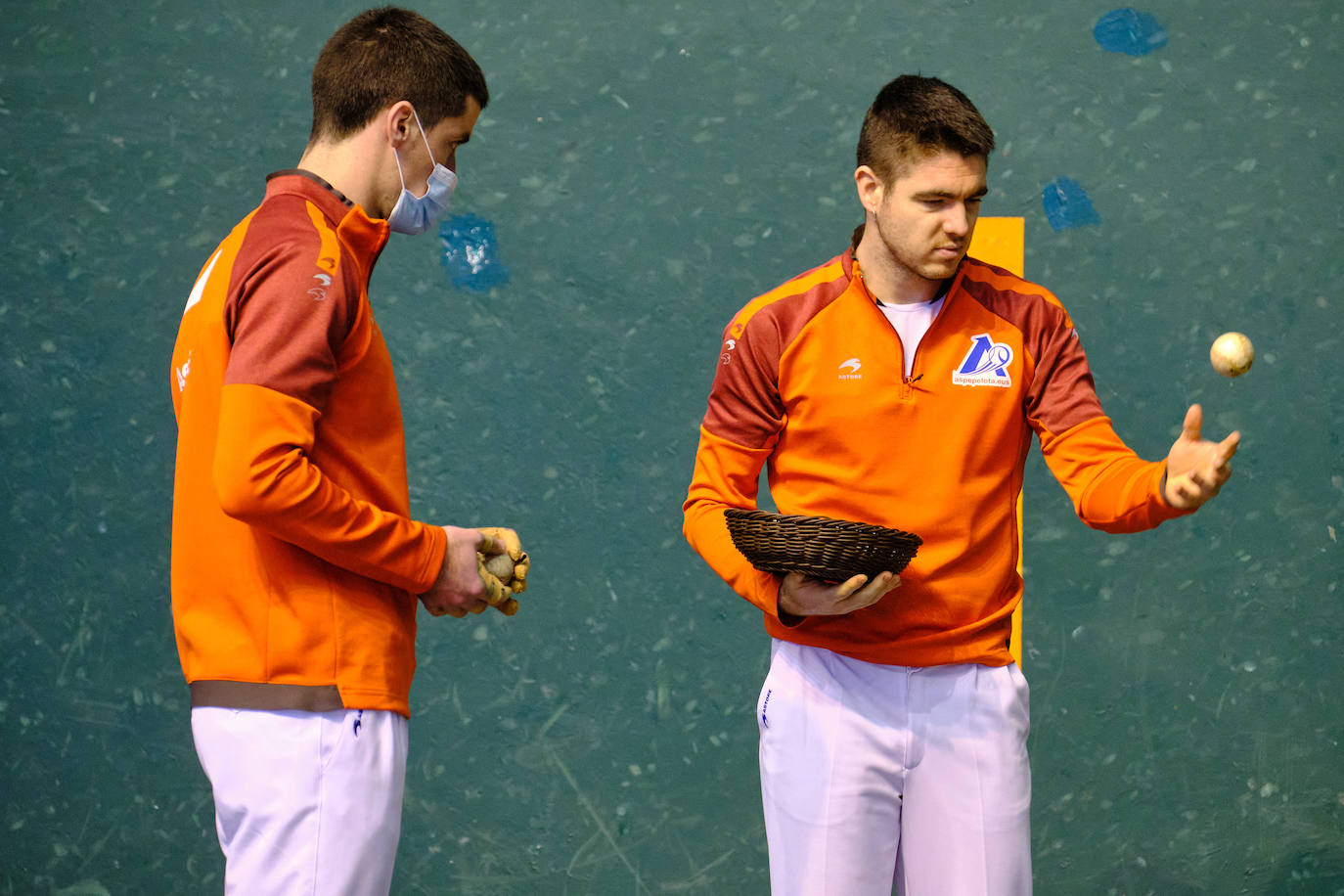 Irribarria-Rezusta y Ezkurdia-Tolosa, al todo o nada en el Atano III