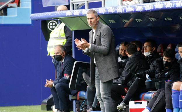 «Hemos crecido mucho pero hay otros equipos que están muy bien», afirma Gaizka Garitano