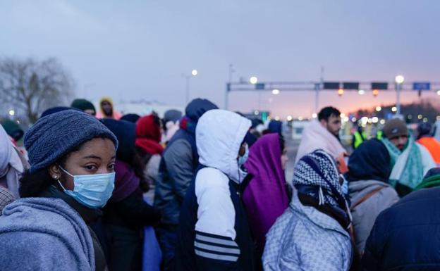 Las instituciones vascas y Cruz Roja se reúnen este martes para abordar la acogida a refugiados de Ucrania