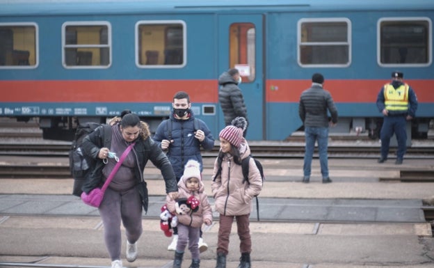 Euskadi habilita un espacio con 150 plazas en Irun para acoger de forma urgente a refugiados de Ucrania