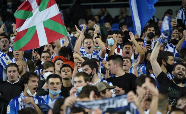 Los recintos deportivos recuperan este viernes el 100% del aforo