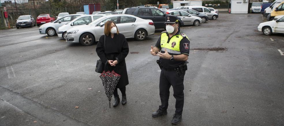 El depósito de vehículos también habla mucho francés