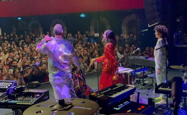 «A ze gaua, mon Dieu»: la noche que el Bataclan de París aplaudió a Izaro