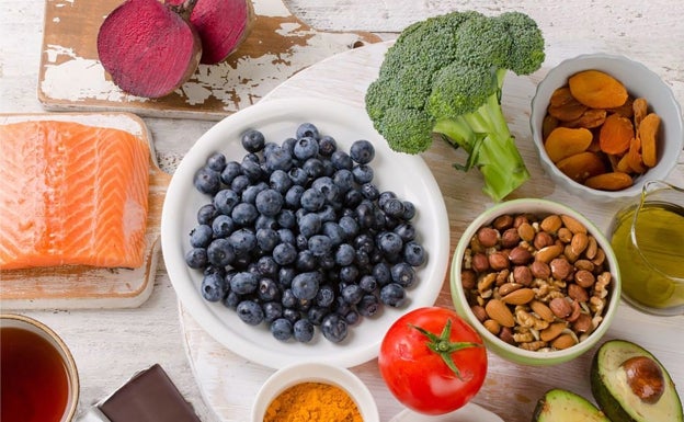 Ocho superalimentos que te ayudan a mejorar tu memoria y concentración