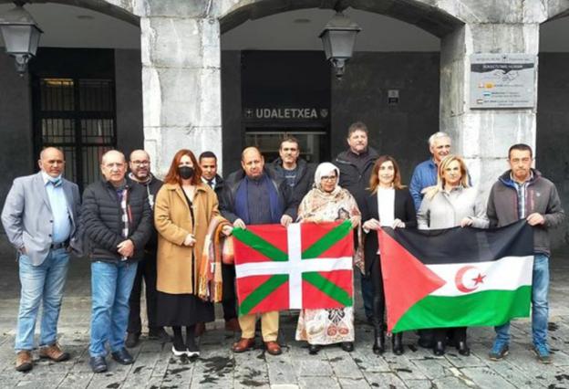 El Ayuntamiento recibió ayer a una delegación saharaui