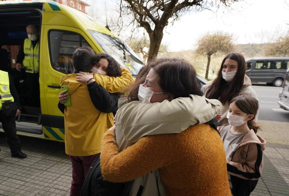 Alex Txikon y Matia Fundazioa buscan una nueva cima: traer a Euskadi a 60 refugiados