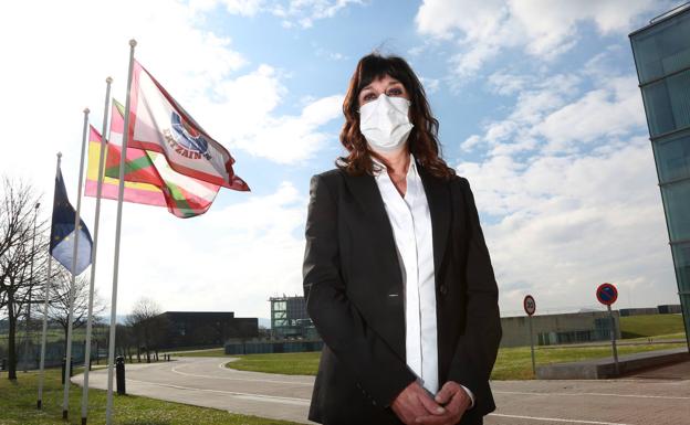 «Me he marcado el reto de que las mujeres ocupen puestos estratégicos en la Policía vasca»