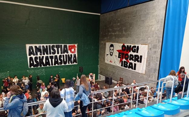 El 'ongi etorri' de Berango aviva el pulso entre Sortu y la disidencia de la izquierda abertzale