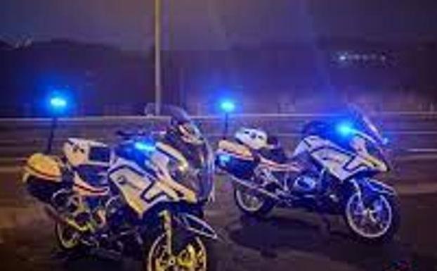 Fallece un motorista tras salirse de la calzada en Santurtzi