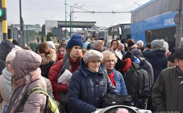 Euskadi ayuda a Ucrania gracias a la ropa de segunda mano