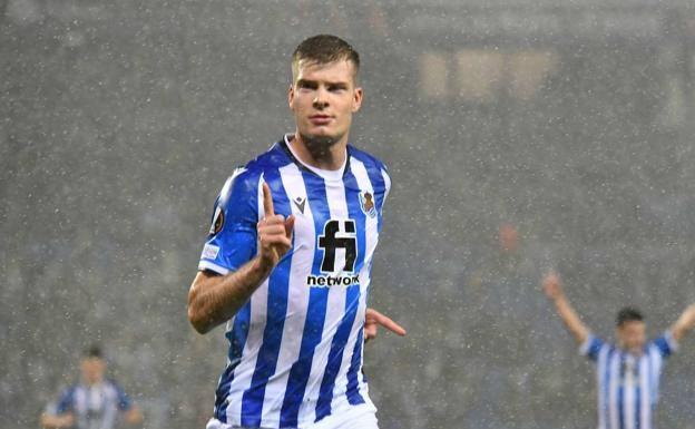 Alexander Sorloth, convocado con Noruega