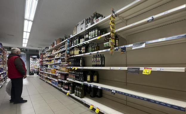 Empresas vascas ya refuerzan su seguridad con camiones escoltados